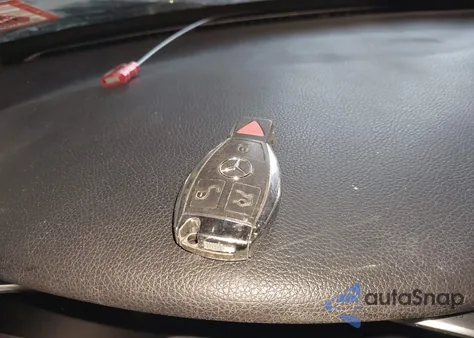 2017 Mercedes-Benz C 300 from USA, damaged, VIN 55SWF4JB0HU219553